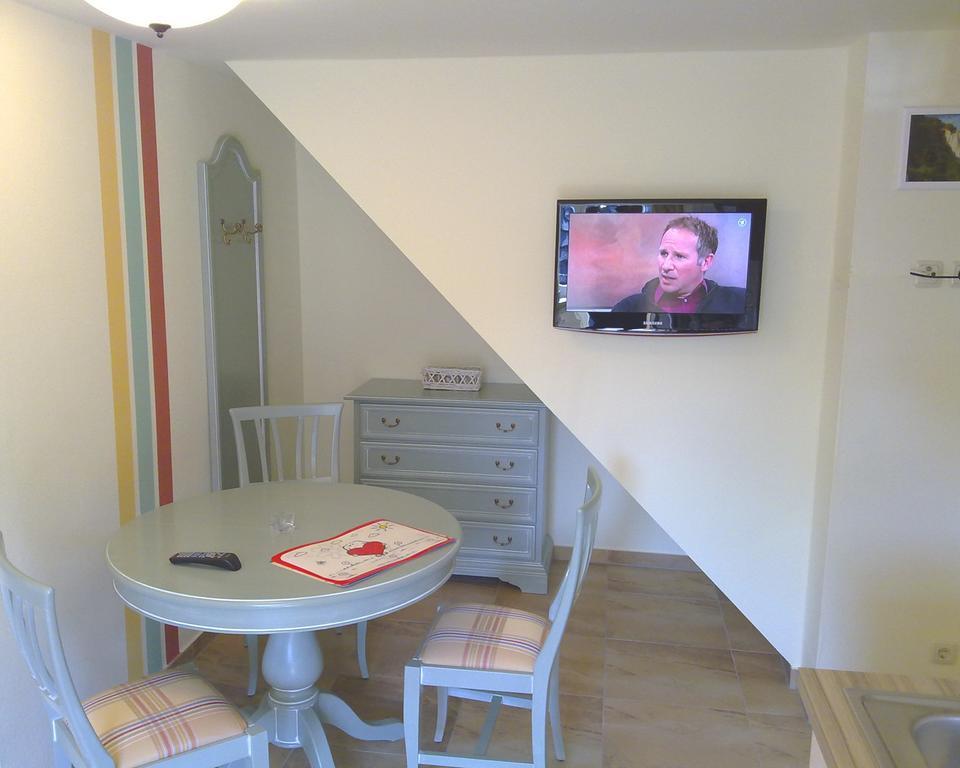 Apartmenthaus Hus Uebi By Rujana Binz Quarto foto