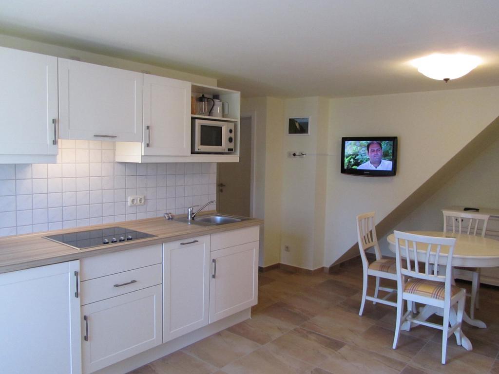 Apartmenthaus Hus Uebi By Rujana Binz Quarto foto
